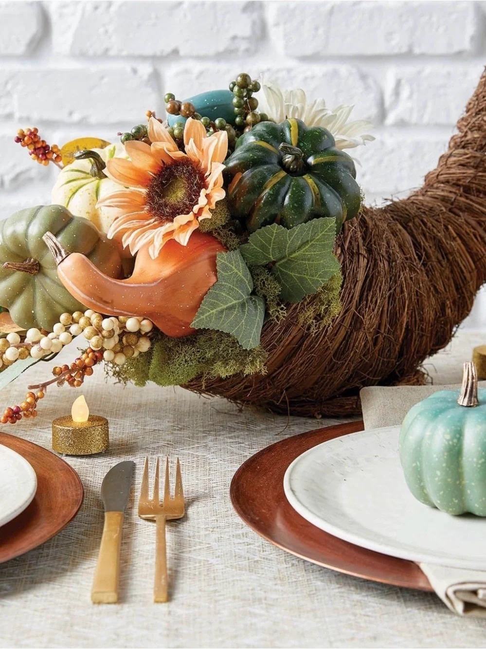 New Woven Cornucopia Basket – Rustic Fall Harvest Decor  new without tags